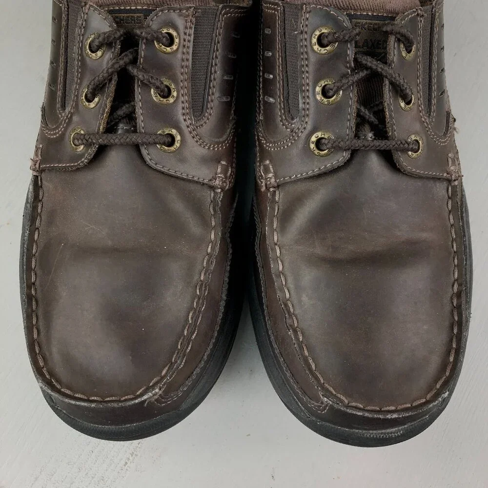 Skechers Men's Size 10 Dark Brown Leather Relaxed Fit Memory Foam Shoes 64114